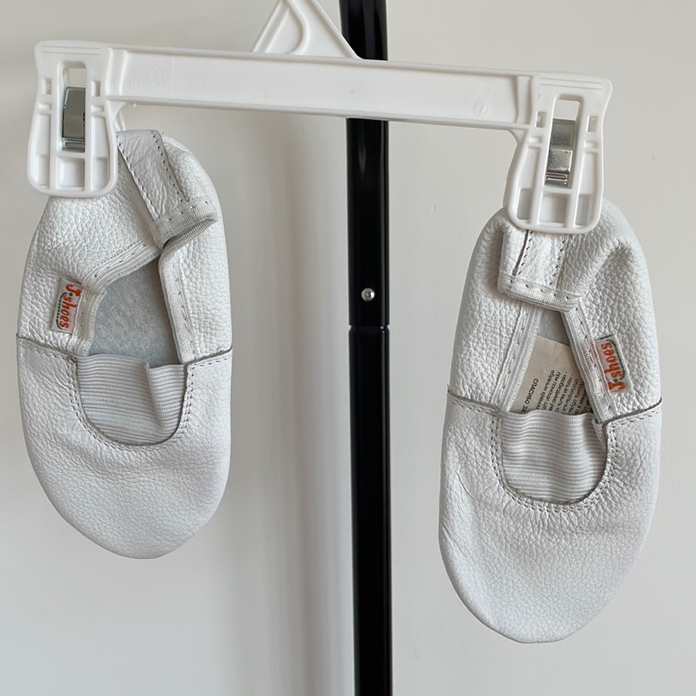 Leather Gymnastic Shoes, 6.7” (170 mm), fits US size 10.5 Toddler Kid